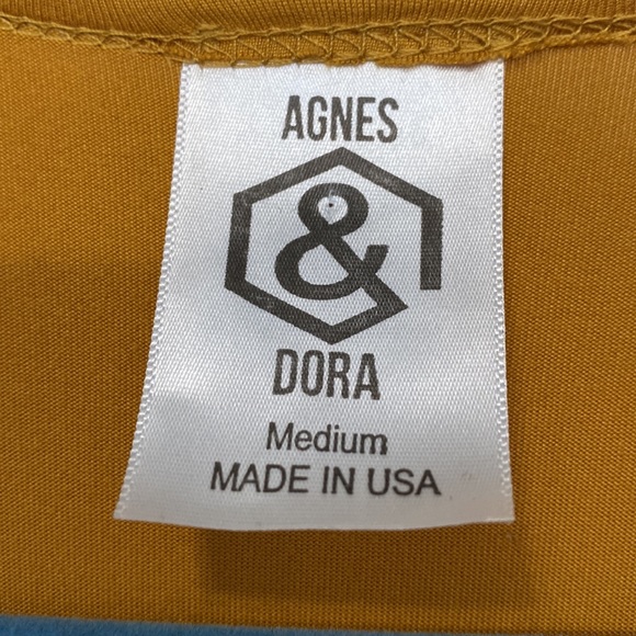 Agnes & Dora Floral Dress - Picture 5 of 6